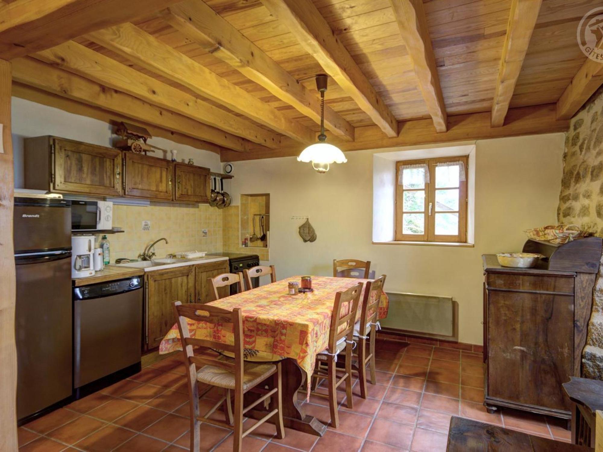 Saint-Jean-Soleymieux Charmant Gite Avec Terrasse, Cheminee Et Jardin, A Proximite Des Bois, Animaux Acceptes - Fr-1-496-205 מראה חיצוני תמונה